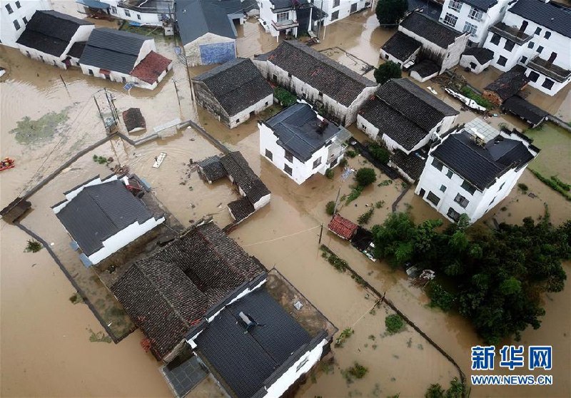 7日10时，安徽省长江干流汇口、大通、芜湖、马鞍山站水位均超警戒水位，沿江支流湖泊全面超警戒水位、局部河段超保证水位